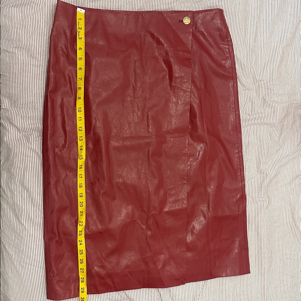 J. Crew Vibrant Red Pencil Skirt nwot - Picture 4 of 5